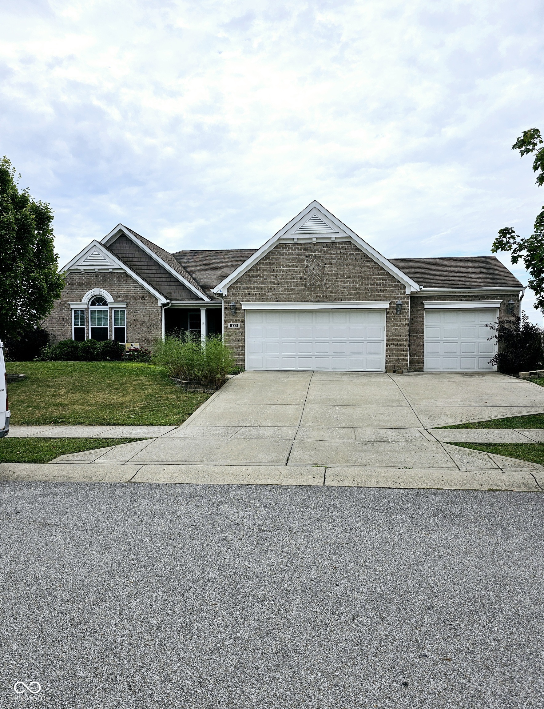 8731 Blue Marlin Drive Indianapolis IN 46239