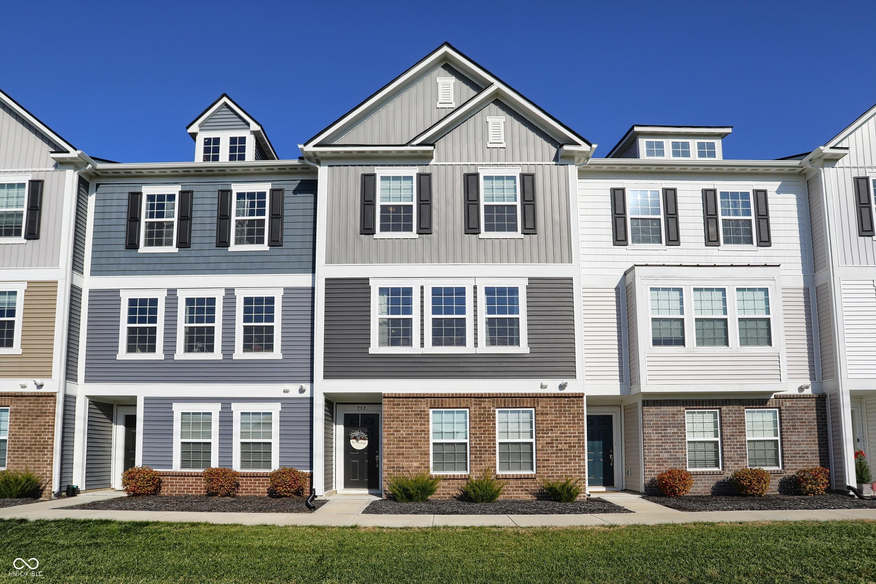 717 Axford Bay Drive Westfield IN 46074