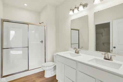 1615 Clover Crossing Drive Greenfield IN 46140