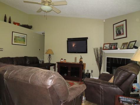 10975 Putnam Court Indianapolis IN 46234