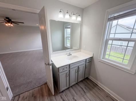 3896 Sheffield Park Way Westfield IN 46074