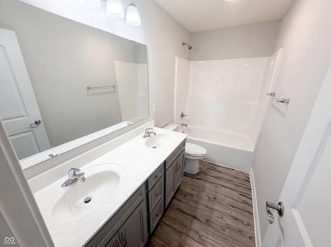 3896 Sheffield Park Way Westfield IN 46074