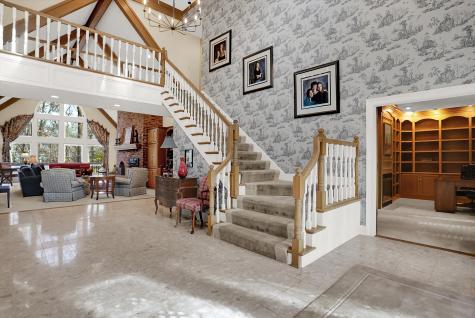 8613 Highwood Lane Indianapolis IN 46278