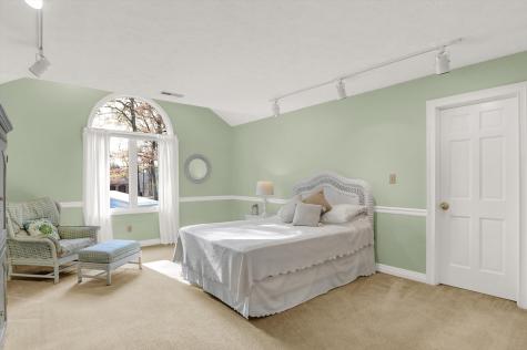 8613 Highwood Lane Indianapolis IN 46278