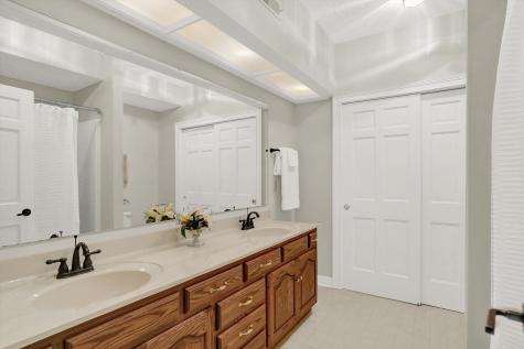 8613 Highwood Lane Indianapolis IN 46278