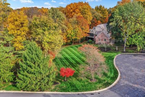8613 Highwood Lane Indianapolis IN 46278