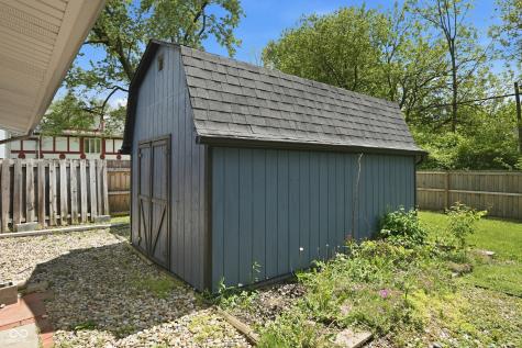 8129 E 36th Place Indianapolis IN 46226