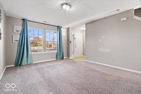 825 W Muskegan Drive Greenfield IN 46140