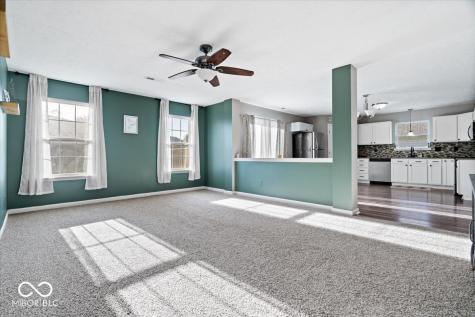 825 W Muskegan Drive Greenfield IN 46140