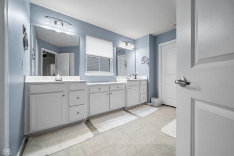 1026 Woodglen Drive Westfield IN 46074