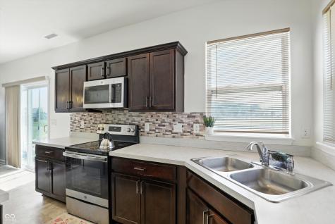 6736 Sonora Boulevard Brownsburg IN 46112