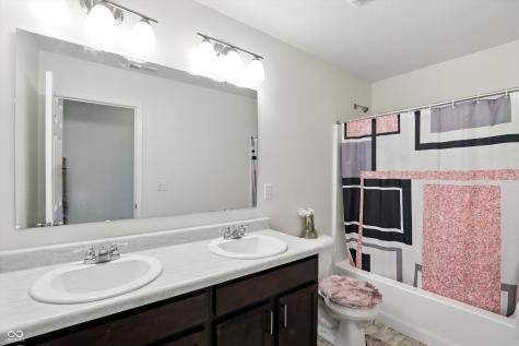 6736 Sonora Boulevard Brownsburg IN 46112