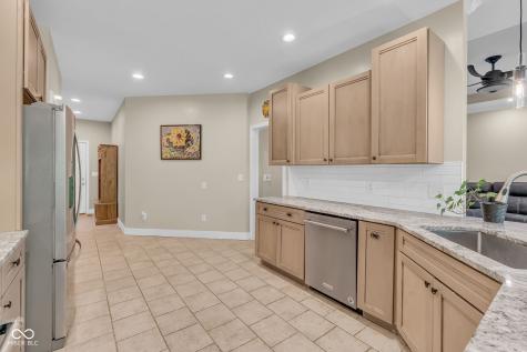 87 John Court Danville IN 46122