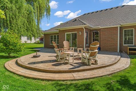 87 John Court Danville IN 46122