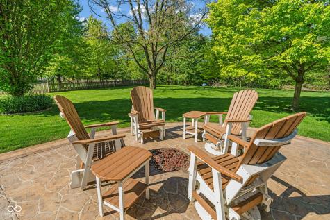 87 John Court Danville IN 46122