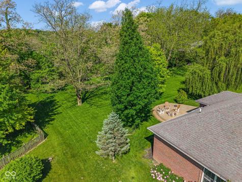 87 John Court Danville IN 46122