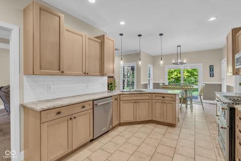 87 John Court Danville IN 46122