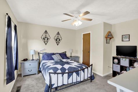 7704 Gullit Way Indianapolis IN 46214