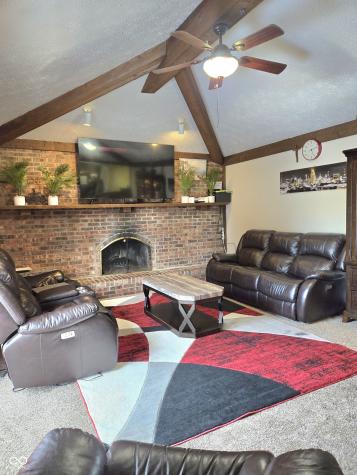 810 Padre Lane Greenwood IN 46143