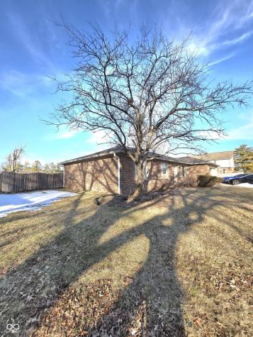 810 Padre Lane Greenwood IN 46143