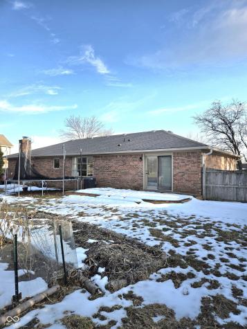 810 Padre Lane Greenwood IN 46143