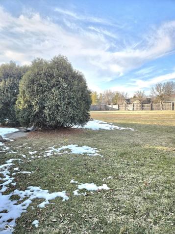 810 Padre Lane Greenwood IN 46143