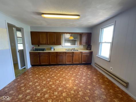 9034 S 75 W Rosedale IN 47874