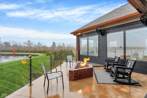11683 Cold Creek Court Zionsville IN 46077