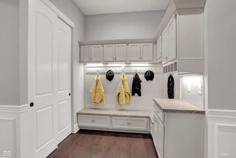 11683 Cold Creek Court Zionsville IN 46077