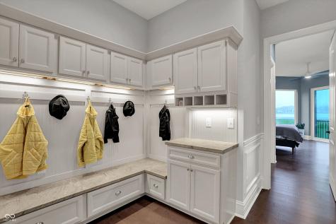 11683 Cold Creek Court Zionsville IN 46077