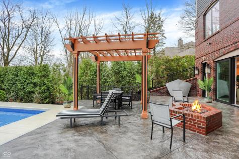 11683 Cold Creek Court Zionsville IN 46077