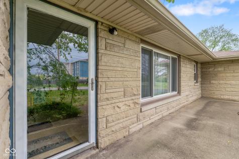 5565 Varna Drive Indianapolis IN 46221