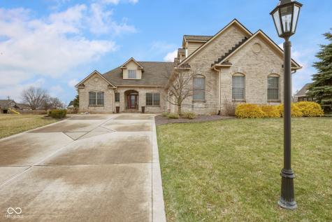 5842 W Boulder Creek Drive New Palestine IN 46163