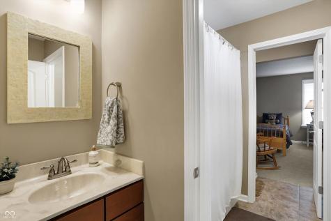 11226 Aviemore Court Zionsville IN 46077