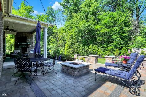 11226 Aviemore Court Zionsville IN 46077