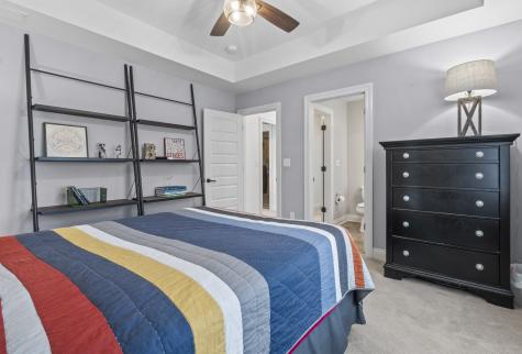 6615 Westminster Drive Zionsville IN 46077