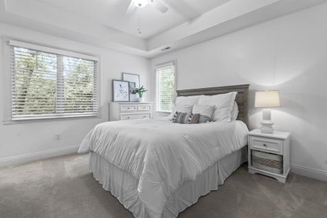 6615 Westminster Drive Zionsville IN 46077