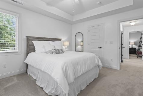 6615 Westminster Drive Zionsville IN 46077