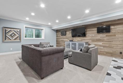 6615 Westminster Drive Zionsville IN 46077