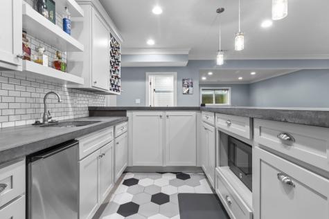 6615 Westminster Drive Zionsville IN 46077