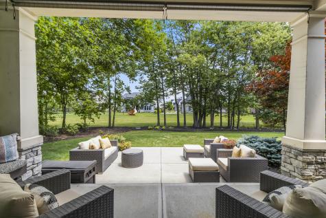 6615 Westminster Drive Zionsville IN 46077