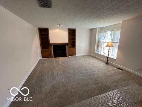 1524 E 83rd Street Indianapolis IN 46240