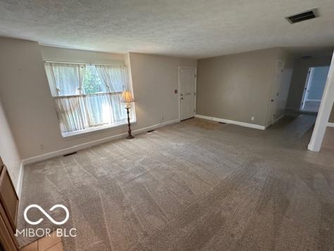 1524 E 83rd Street Indianapolis IN 46240