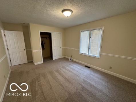 1524 E 83rd Street Indianapolis IN 46240