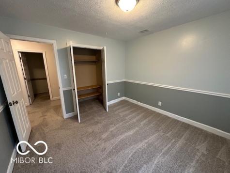 1524 E 83rd Street Indianapolis IN 46240