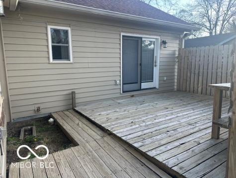 1524 E 83rd Street Indianapolis IN 46240