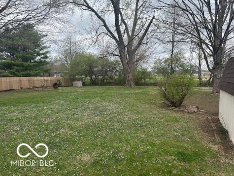 1524 E 83rd Street Indianapolis IN 46240