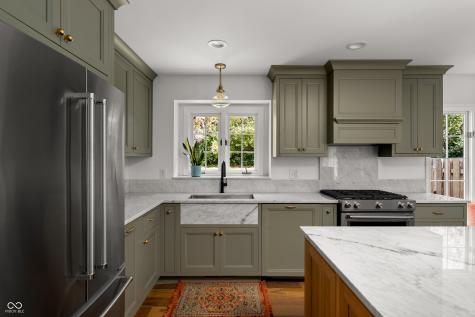 11500 Valley Meadow Drive Zionsville IN 46077