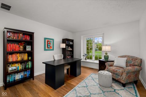 11500 Valley Meadow Drive Zionsville IN 46077