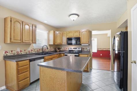6723 Silver Tree Drive Indianapolis IN 46236